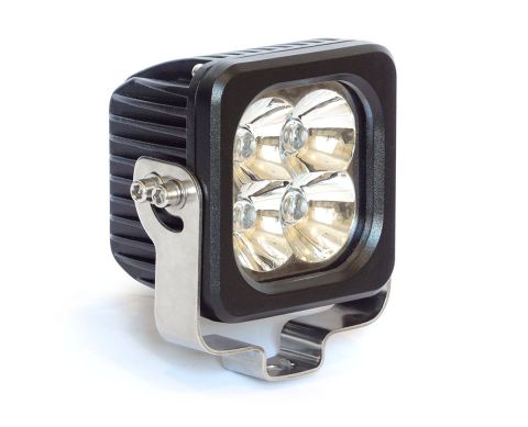 LED-фара Prolumen F0303